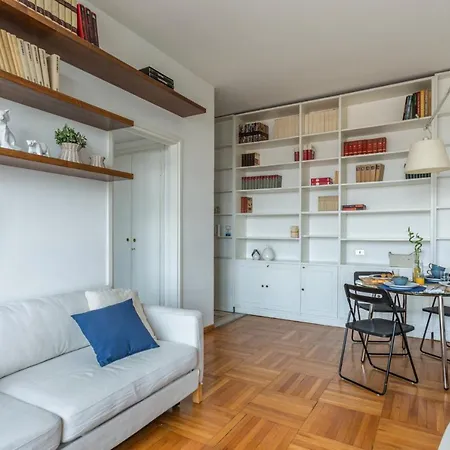 Apartment In Italy Lägenhet *